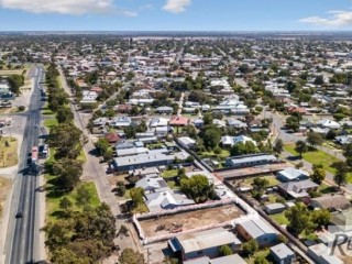 Motels For Sale - 1 large