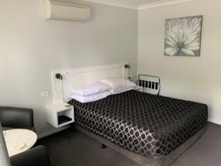 Motels For Sale - 1 large