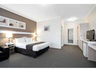 Motels For Sale - 1 large