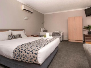 Motels For Sale - 1 large