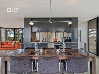Bed and Breakfasts For Sale - 1 large