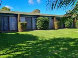 Motels For Sale - 1 large