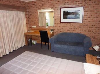 Motels For Sale - 1 large