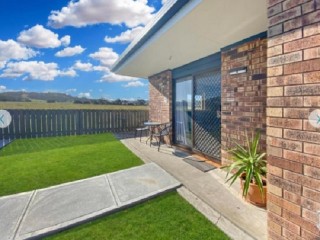 Bed and Breakfasts For Sale - 1 large