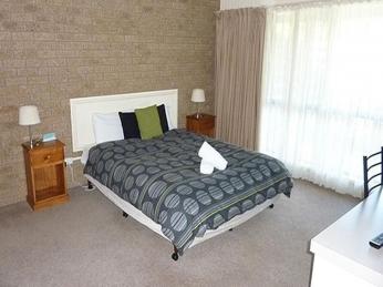 Motels For Sale - 1 large