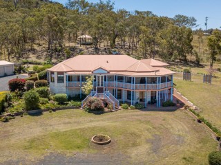 COUNTRY LIFESTYLE WITH TOURIST PARK INCOME