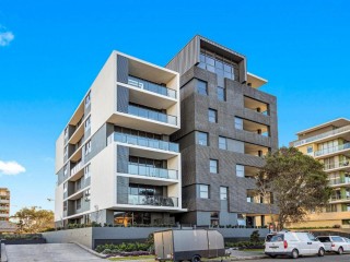 Motels For Sale - 1 large