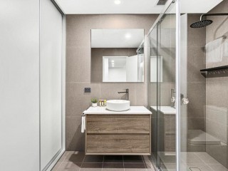 Motels For Sale - 1 large