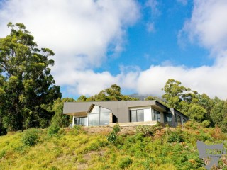 Motels For Sale - 1 large