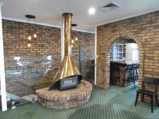 Motels For Sale - 1 large