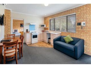 Motels For Sale - 1 large