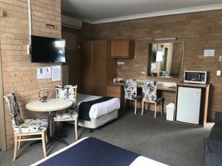 Motels For Sale - 1 large