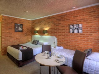 Motels For Sale - 1 large