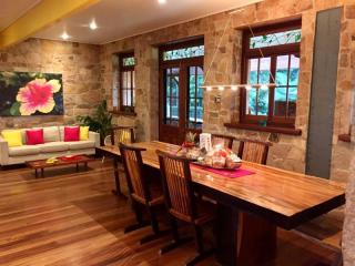 Bed and Breakfasts For Sale - 1 large