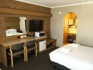 Motels For Sale - 1 large