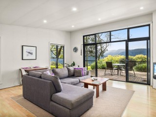 Bed and Breakfasts For Sale - 1 large