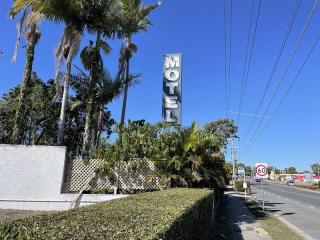 Motels For Sale - 1 large