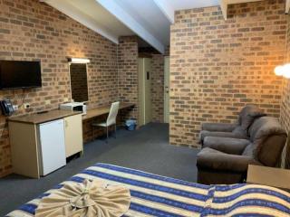 Motels For Sale - 1 large