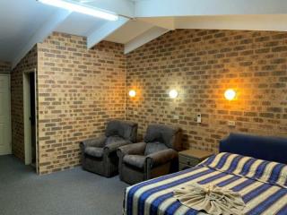 Motels For Sale - 1 large