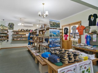 Bed and Breakfasts For Sale - 1 large