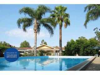 Motels For Sale - 1 large