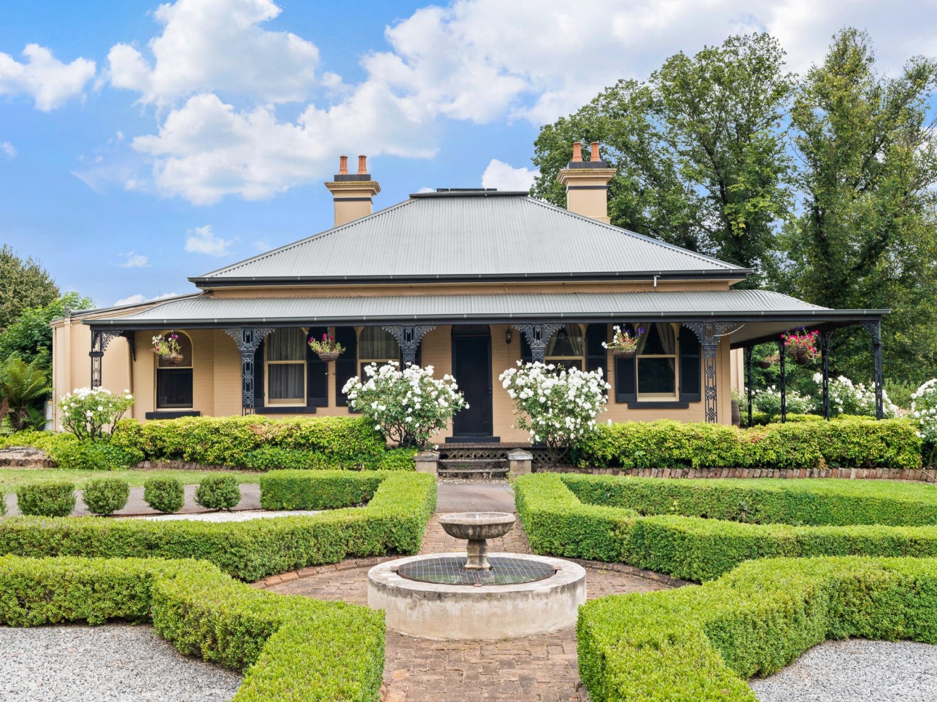 Guest House/B&B for sale  Orange