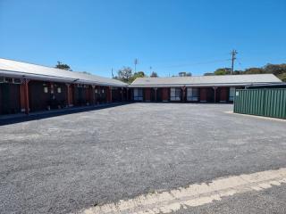 Motels For Sale - 1 large