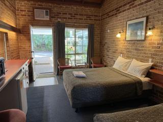 Motels For Sale - 1 large