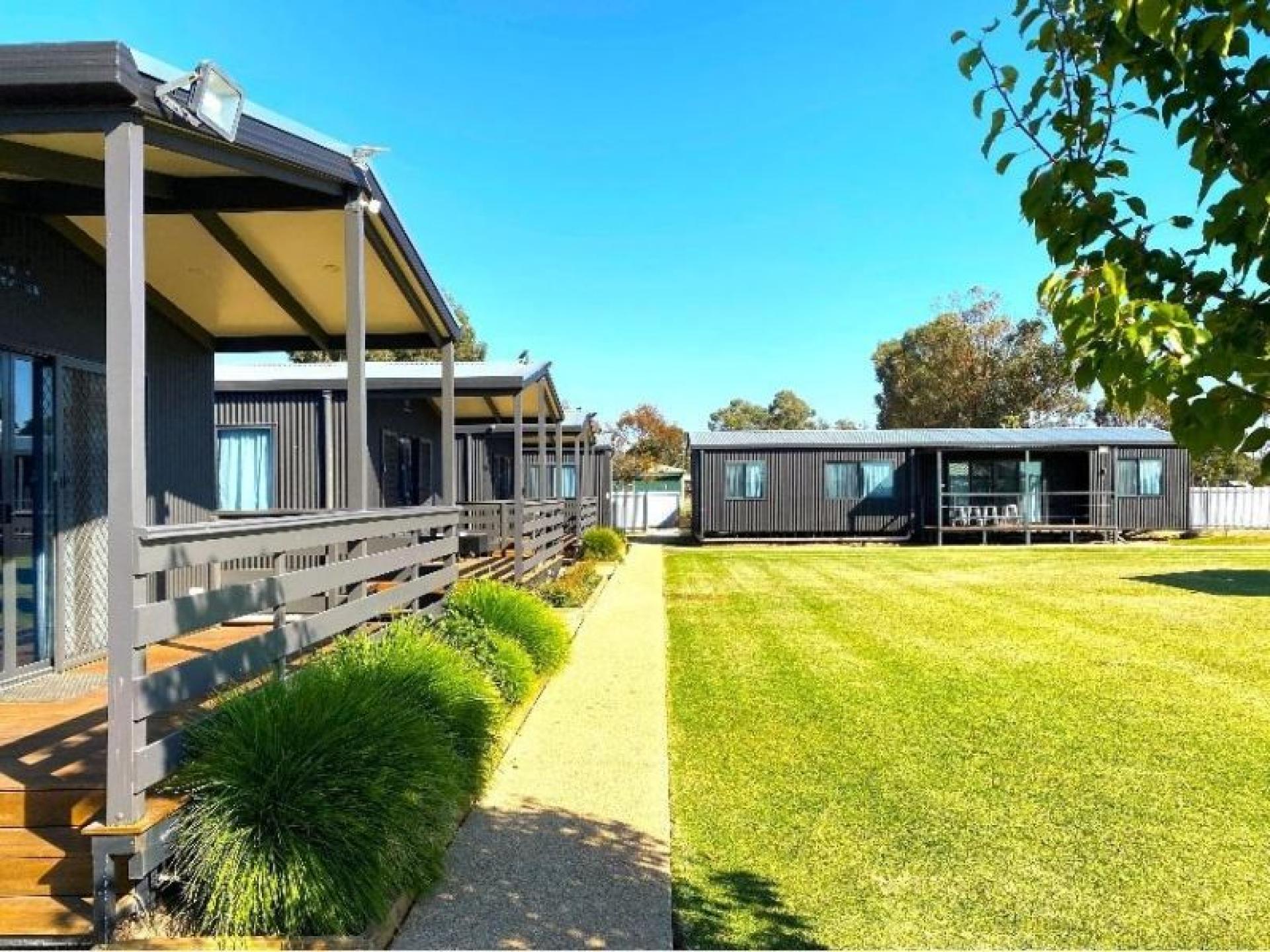 Caravan Park for sale  Darlington Point