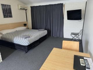 Motels For Sale - 1 large