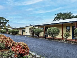 Motels For Sale - 1 large