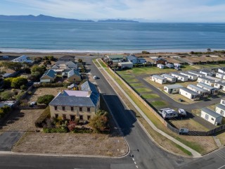 Bed and Breakfasts For Sale - 1 large