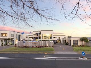 Motels For Sale - 1 large