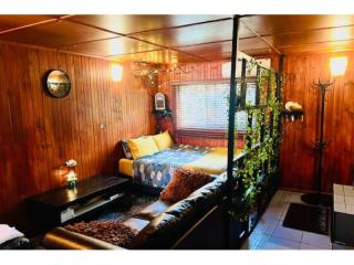 Bed and Breakfasts For Sale - 1 large
