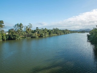 Riverside Tourist Park