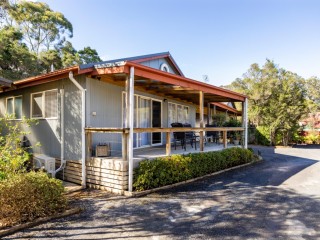 Fully Managed Freehold Accommodation Business in Iconic Strahan | Strong Returns