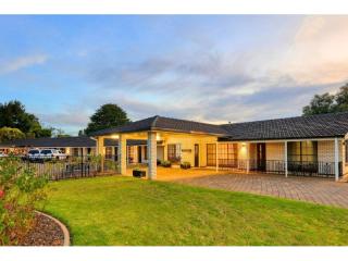 Motels For Sale - 1 large