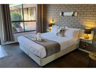 Motels For Sale - 1 large