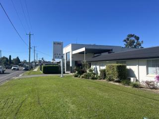 Motels For Sale - 1 large