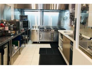 Bed and Breakfasts For Sale - 1 large