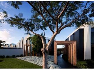 Reside and Prosper. Beautiful Home, Attached Office, and $257K Net in Robinas Finest Precinct