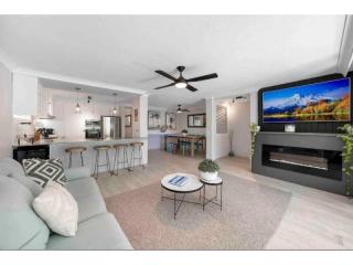 Rare Surfers Paradise Gem with Stunning Managers Unit