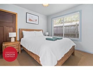 Motels For Sale - 1 large