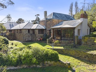 Bed and Breakfasts For Sale - 1 large