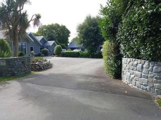 Motels For Sale - 1 large