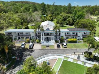 Motels For Sale - 1 large