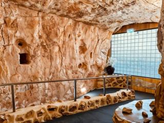 Motels For Sale - 1 large