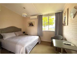 Motels For Sale - 1 large