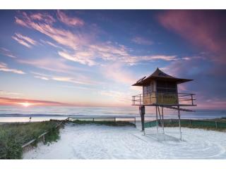 Absolute Beachfront Management Rights Mermaid Beach - NO Set Office Hours