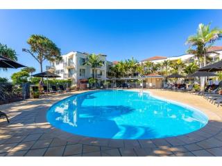Absolute Beachfront MR in Prime Southern GC Pocket – High Yield Meets Prime Sea Change Destination